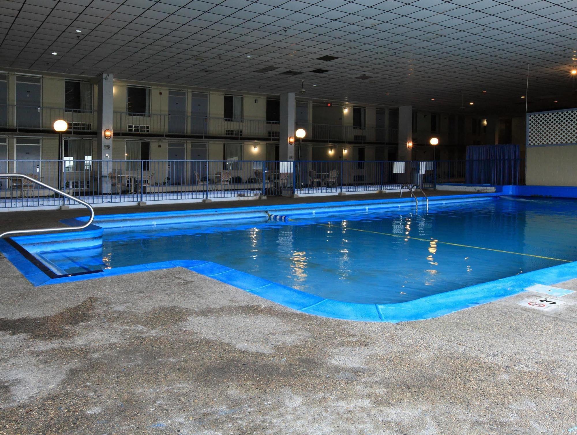 Americas Best Value Inn Newton Zewnętrze zdjęcie